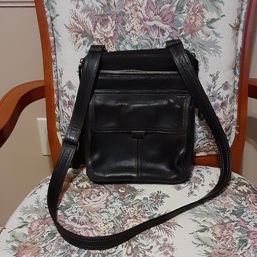 Fossil Vintage Organizer/Messenger Leather Crossbody Shoulder Bag ZB8944